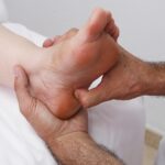 foot reflexology, reflex foot sigmoid, health, alternative therapies, natural therapies,